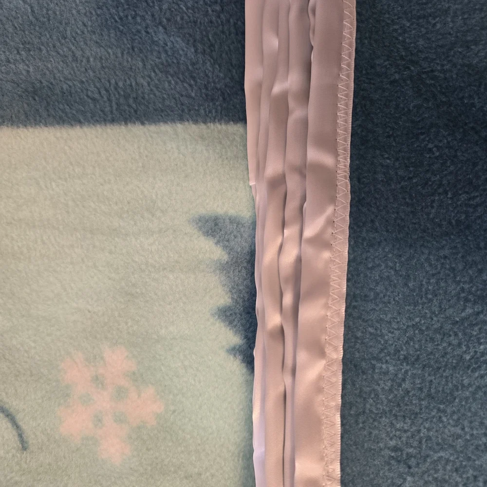 Soft Mint Green Fleece Blanket New With Silk Trim 62x49 In Handmade
